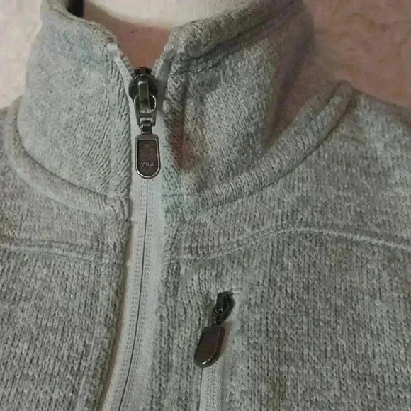 Orvis Light Grey Zip Up Vest with 3 Zippered Pockets Size M - Picture 6 of 10